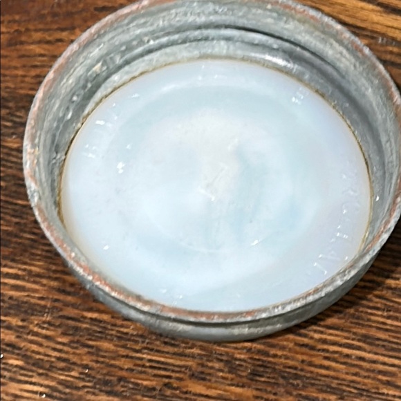 Vintage Quart Clear Glass Drey Perfect Mason Jars with vintage metals/glass lids - Picture 2 of 8